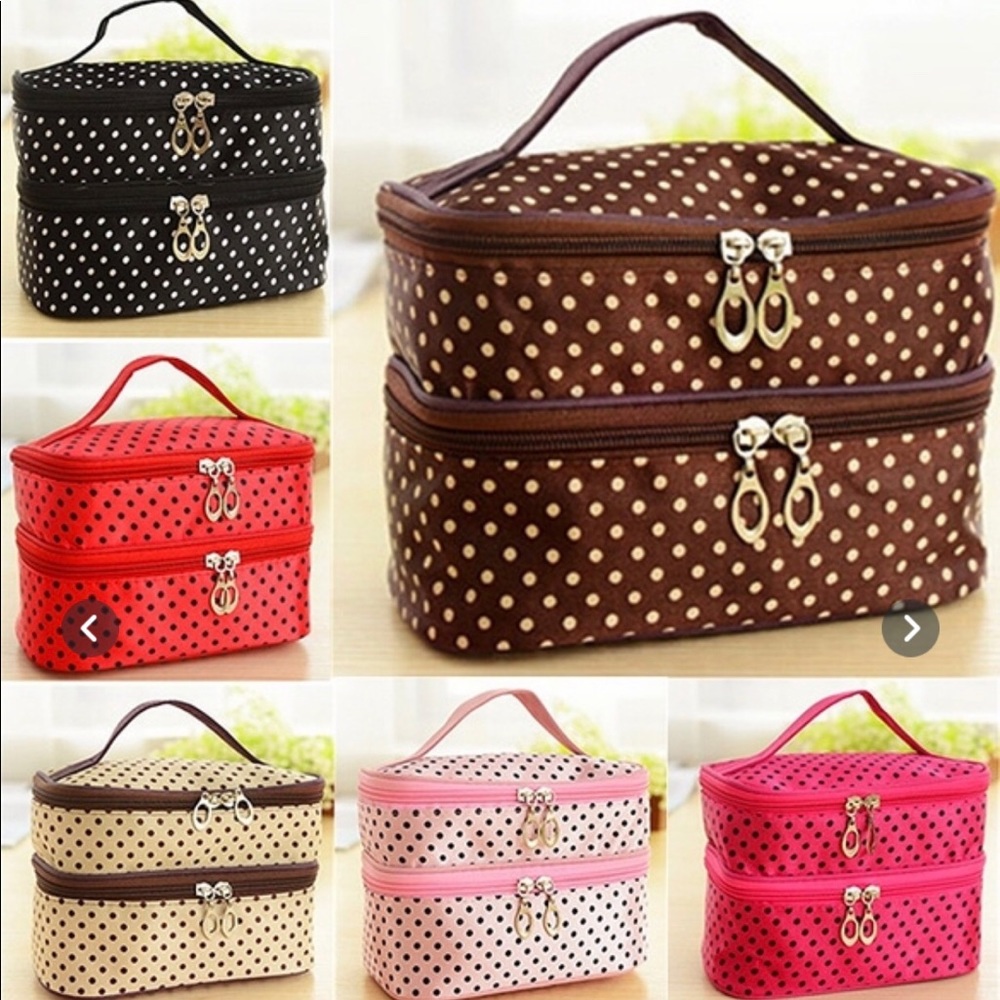 Cosmetic makeup bag